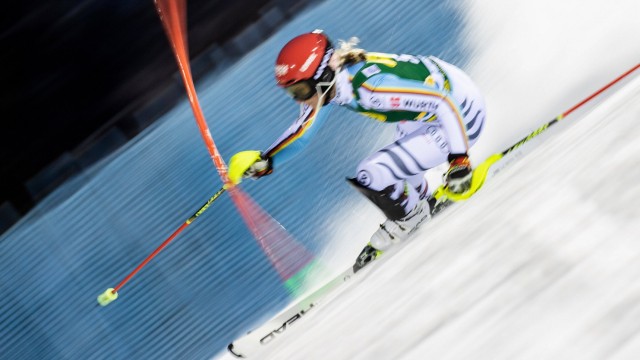 ALPINE SKIING - FIS WC Levi LEVI,FINLAND,20.NOV.21 - ALPINE SKIING - FIS World Cup, slalom, ladies. Image shows Lena Du