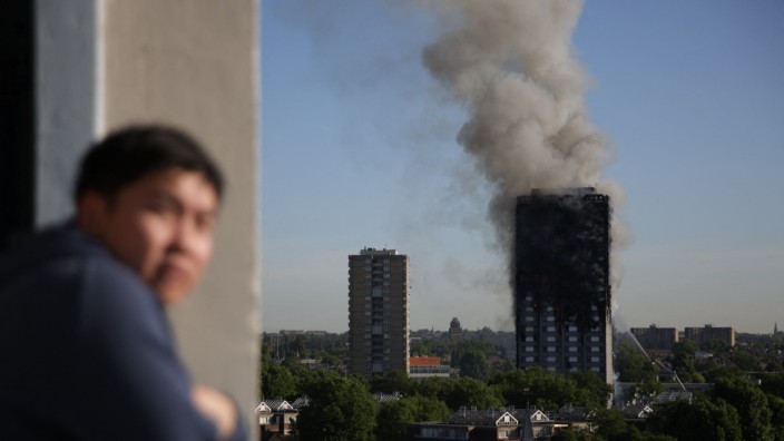 Neuer Mercedes-Sponsor: Im Grenfell Tower im Westen von London brach 2017 ein Feuer aus. 72 Menschen starben.