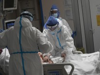 Coronavirus - Patienten auf Intensivstation in Italien