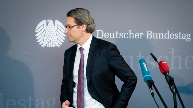 Pkw-Maut: Der damalige Bundesverkehrsminister Andreas Scheuer (CSU) Ende Januar 2021 vor der Sitzung des Maut-Untersuchungsausschusses des Bundestags.