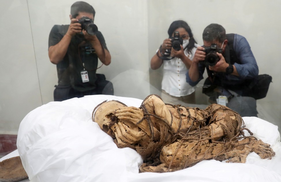 Peruvian archaeologists reveal mummy thought to be up to 1,200 years old