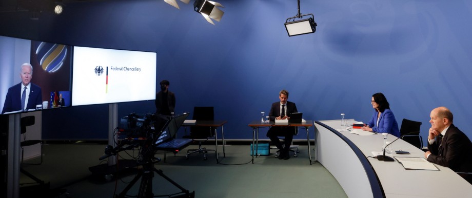 Bundeskanzler Scholz beim digitalen Gipfel für Demokratie