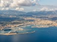 Palma de Mallorca Stadt mit Meer Mittelmeer Urlaub Reise reisen Luftbild in Spanien Palma de Mallorca, Spanien - 25. Okt