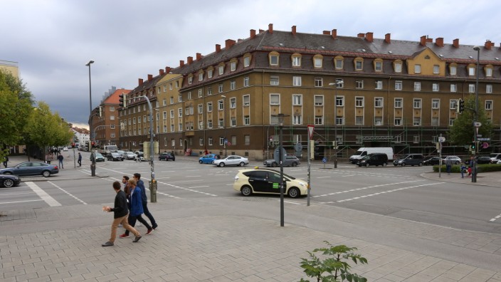 Verkehr zwischen Sendling und Schwanthalerhöhe: Der Bezirksausschuss fordert eine Busspur auf der Baumgartnerstraße bis zum Herzog-Ernst-Platz.