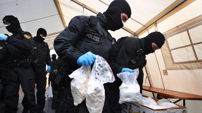 Polizei vernichtet 1,5 Tonnen Kokain