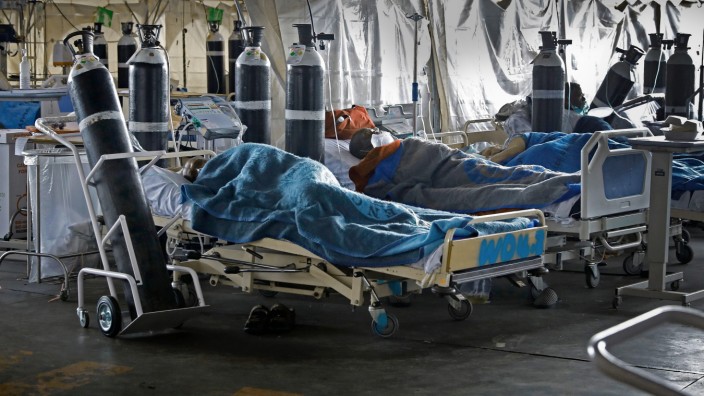 Omikron: Das Steve Biko Hospital liegt in der Provinz Gauteng, wo es Anfang November plötzlich zu einer drastischen Häufung von Corona-Fällen kam. Seitdem steigen die Patientenzahlen - aber nicht die schweren Verläufe.