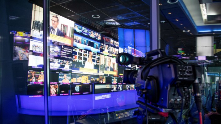 Polen: Der unabhängige Sender TVN24, hier das Studio in Warschau, gerät in Polen in Gefahr.