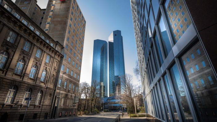 Sexuelle Belästigung: Die Türme der Deutschen Bank in Frankfurt.