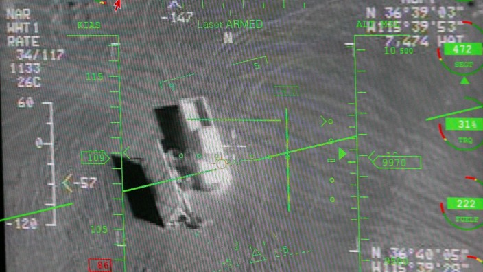 USA: Unbemannt, aber tödlich: Eine US-Drohne des Typs "MQ-9 Reaper" bei einem Trainingseinsatz in den USA.