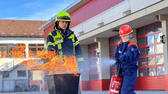 Feuerwehr-Kurse an der Mittelschule Penzberg