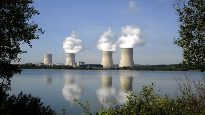 Wasserstoff: Das Kernkraftwerk Cattenom in Frankreich. Wenn es nach dem Willen von Paris geht, kann mit Strom aus den Meilern künftig grüner Wasserstoff erzeugt werden.