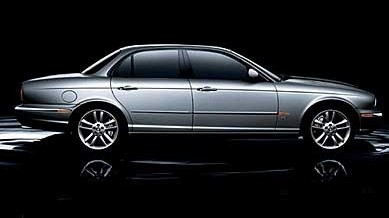 Jaguar XJ: Die Form ist elegant, soll aber für die kommenden acht Jahre vorhalten.