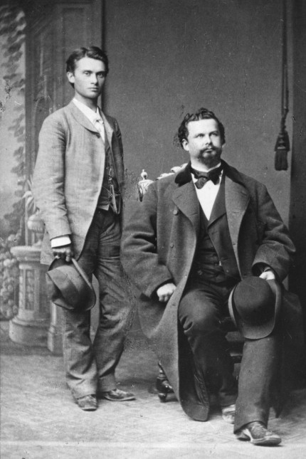 Internetportal: Begegnung mit unglücklichem Ausgang: Arthur Synnberg fotografierte König Ludwig II. von Bayern und den Schauspieler Josef Kainz.