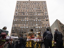 USA: Mindestens 19 Tote bei Wohnungsbrand in New York