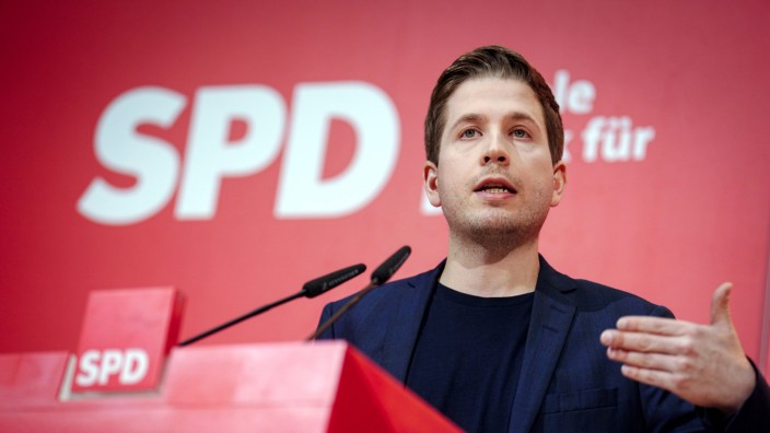 SPD: "Ich bin zum heutigen Tag nicht entschieden, wie ich abstimmen werde", sagt SPD-Generalsekretär Kevin Kühnert zum Thema Impfpflicht.