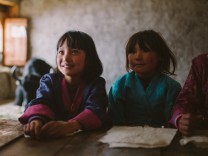 „Lunana“ von Pawo Dorji aus Bhutan im Kino: Strafversetzt im Himalaya
