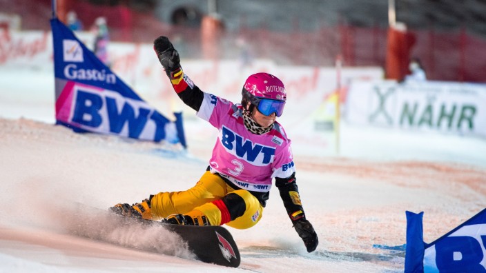 Snowboard: Endlich wieder erfolgreich: Ramona Hofmeister in Bad Gastein.