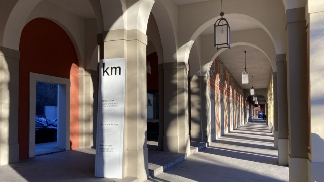 Kompass: Zeitgenössische Kunst unter historischen Arkaden: Der Kunstverein München in der Galeriestraße 4 am Hofgarten.