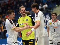 Handball-EM 2022: Deutschlands Handballer jubeln gegen Polen
