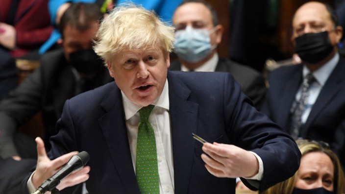 Großbritannien: Unter Beschuss: Boris Johnson am Mittwoch im britischen Unterhaus.
