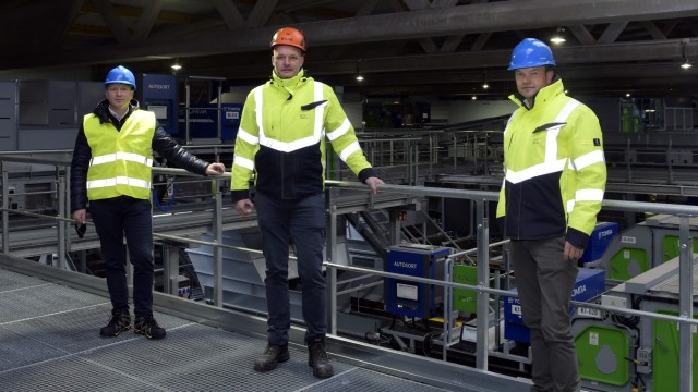 Recycling und Verwertung: Dieter Böhm, Stefan Kaiser und Stephan Garvs (von links) wachen über die Abläufe.