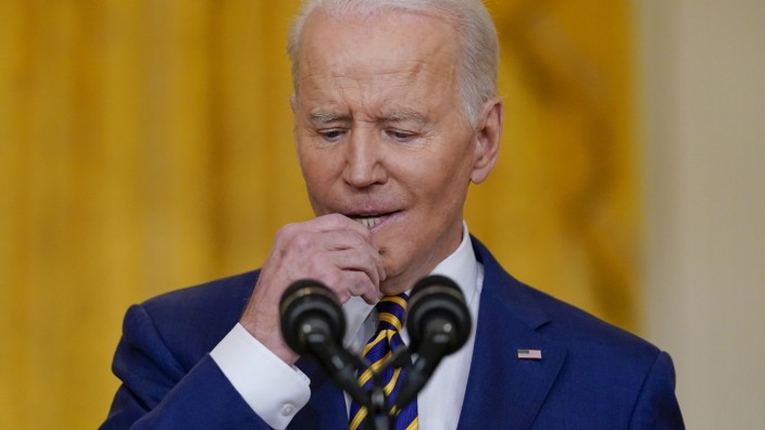USA: Joe Biden lässt sich öfter mal Zeit, bevor er seine Antwort gibt.