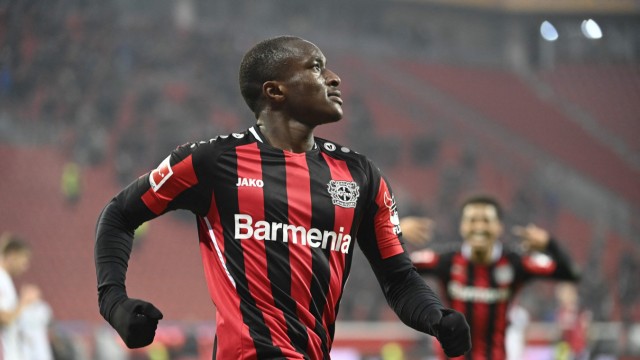 Bundesliga: Bester Torschütze des Spieltags: Leverkusens Moussa Diaby trifft gleich dreimal gegen Augsburg.