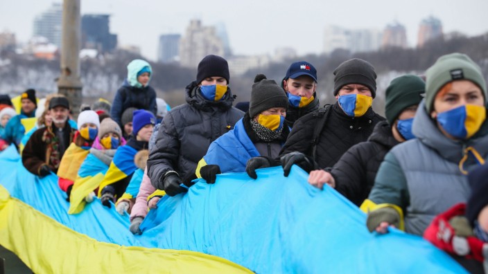Ukraine: Ukrainer feiern am Samstag in Kiew den Tag der Einheit.