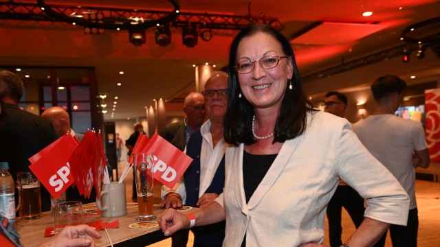 Kommunalpolitik: Die scheidende Vorsitzende Claudia Tausend am Abend nach der Bundestagswahl 2021 auf dem Nockherberg.