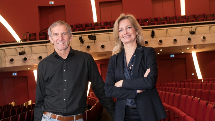 München: Carmen Bayer und Werner Steer müssen als Geschäftsführer des Deutschen Theaters aufhören.