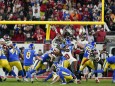 NFL Playoffs 2022: LA-Rams-Kicker Matt Gay trifft zum Sieg gegen die Tampa Bay Buccanneers.