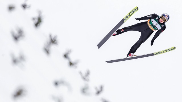 Skispringen bei Olympia: Einst das Symbol für innere Leichtigkeit im deutschen Team: Andreas Wellinger vor zwei Jahren beim Skifliegen in Oberstdorf.