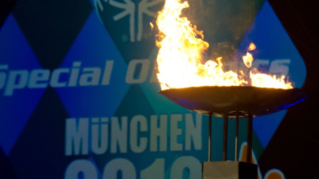 Internationaler Sport: Das Feuer der Special Olympics bei der Eröffnungsfeier 2012 in München.