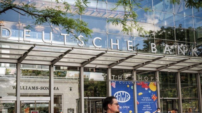 Deutsche Bank: Das Deutsche Bank Center am Columbus Circle in New York. Im Herbst 2021 haben die Frankfurter hier ihre neue US-Zentrale bezogen.