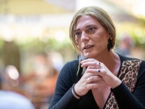 Transfeindlichkeit gegen Politikerin: „Ein niederträchtiger Angriff auf meine Persönlichkeitsrechte“