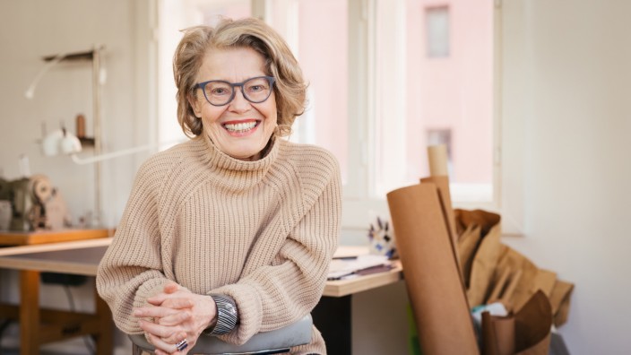 Unternehmer: Elke Jensen ist 72 Jahre alt und Gründerin eines Start-ups, das Gehhilfen produziert. Sie sagt über sich selbst: "Das Sinnhafte treibt mich an."