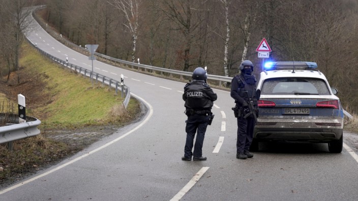 Polizistenmord in Kusel: Ende Januar wurden zwei Polizisten während einer Kontrolle auf einer Landstraße bei Kusel in Rheinland-Pfalz erschossen.
