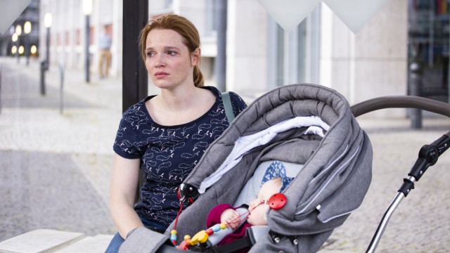 "Wunderschön" im Kino: Glück durch Mutterschaft? Sonja (Karoline Herfurth) hadert mit ihrer Figur - und der Rollenverteilung in ihrer Ehe.