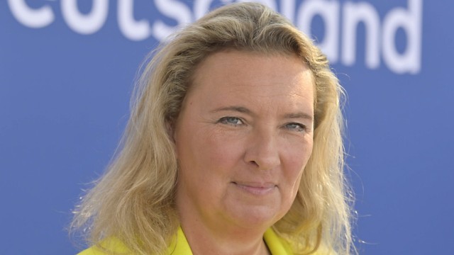 Bundespräsidentenwahl: CSU-Ministerin Kerstin Schreyer kommt ihrer Aufgabe "gewissenhaft, reflektiert und demütig" nach.