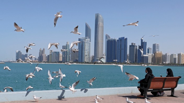 Vereinigte Arabische Emirate: Unruhe im Idyll: die Promenade von Abu Dhabi.