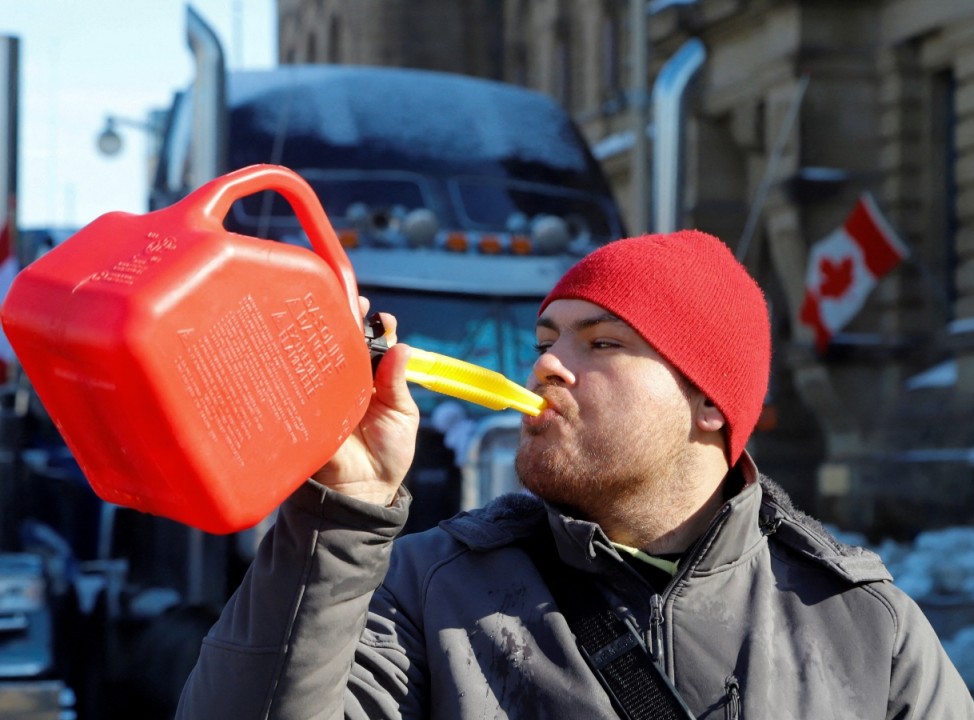 Truckers and their supporters continue to protest COVID-19 vaccine mandates in Ottawa