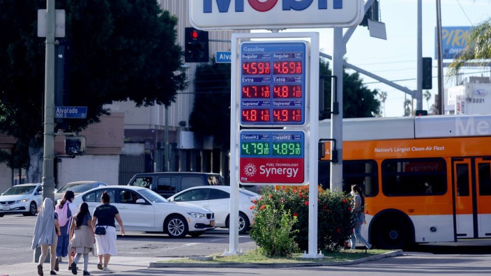 USA: Benzinpreise an einer Tankstelle