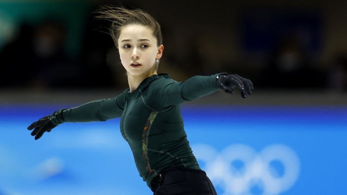 Dopingfall Kamila Walijewa: Kamila Walijewa trainierte noch am Freitag in der Eislaufhalle von Peking.