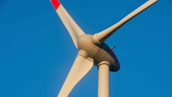 Energiewende in Ebersberg: Trotz der Pleite von Green City will der Landkreis seine Windkraft-Pläne weiterverfolgen.