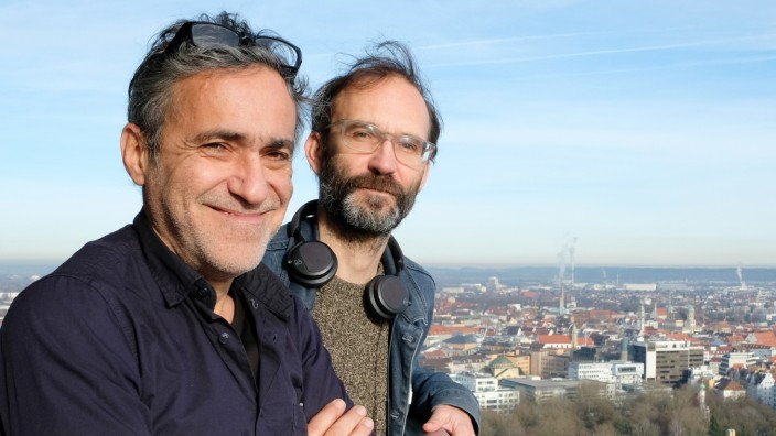 Interview: Jürgen Kuttner und Tom Kühnel leiten zum letzten Mal das Augsburger Brechtfestival.