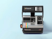 75 Jahre Polaroid: Intimes, weiß gerahmt