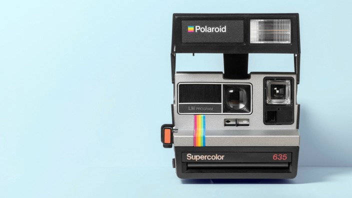 75 Jahre Polaroid: So schön retro: Sofortbildkamera aus dem Hause Polaroid.