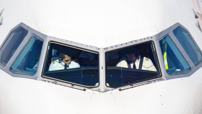 Fluggesellschaft: Lufthansa-Piloten gehören noch zu den bestbezahlten Besatzungen.