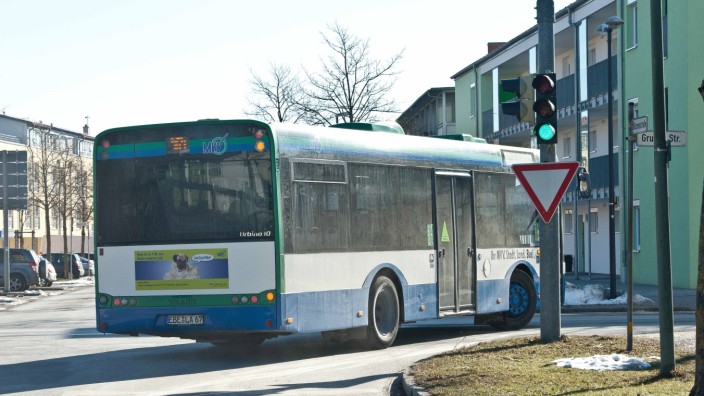 Busverkehr im Landkreis Ebersberg: Zwischen Grub und Vaterstetten fährt der Bus wieder öfter.