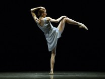 Ballett im Krieg: Waffentaugliche Tänzer